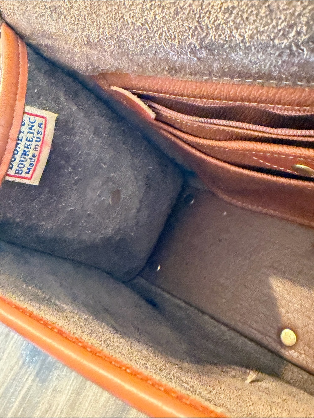 Vintage Dooney & Bourke All Weather Leather Essex Shoulder/Crossbody Bag - Picture 8 of 10